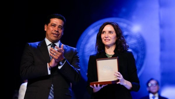 Grupo Xcaret cancela invitación a Isabel Díaz Ayuso por declaraciones polémicas