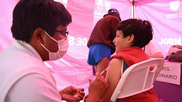 México reporta 40 muertes por sarampión a un mes del Mundial 2026