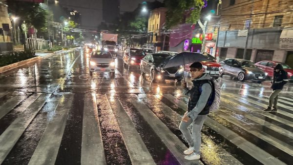 Alerta por lluvias fuertes y chubascos en varias entidades para hoy
